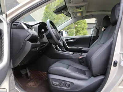 Toyota Wildlander 2023, 3000 км, за 18613.53 USD - фото 14