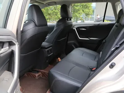 Toyota Wildlander 2023, 3000 км, за 18613.53 USD - фото 15