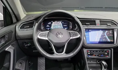 Volkswagen Tiguan 2022, 29130 км, за 42000.37 USD - фото 13