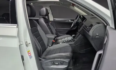 Volkswagen Tiguan 2022, 29130 км, за 42000.37 USD - фото 26