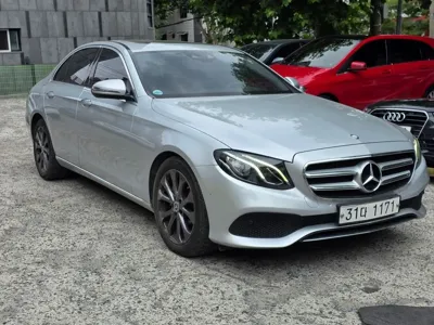 Mercedes-Benz E-Class 2017, 183189 км, за 8586.73 USD