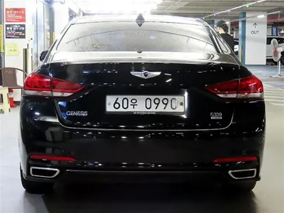 Hyundai Genesis 2016, 136000 км, за 4886 USD