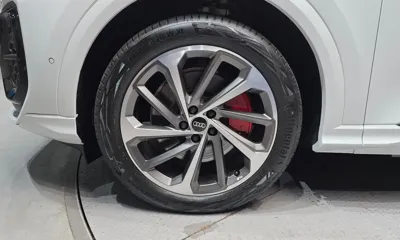 Audi Q5 2025, 17 км, за 55074.18 USD