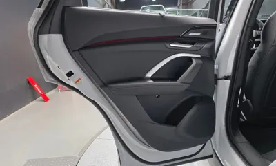 Audi Q5 2025, 17 км, за 55074.18 USD - фото 25