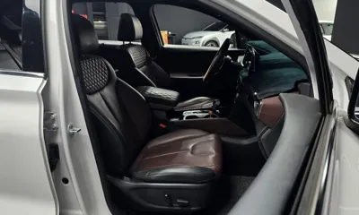 Hyundai Santafe 2019, 139913 км, за 12638.44 USD - фото 10