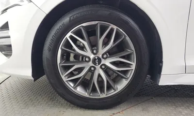 Kia K5 2022, 87789 км, за 12997.24 USD
