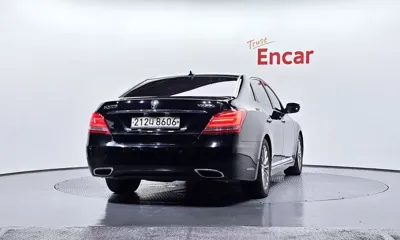 Hyundai Equus 2014, 129968 км, за 6045.63 USD