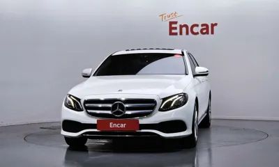 Mercedes-Benz E-Class 2018, 86746 км, за 13641.98 USD