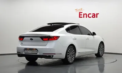 Kia K7 2017, 98467 км, за 10076.05 USD