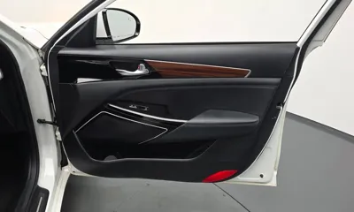 Kia K7 2017, 98467 км, за 10076.05 USD - фото 25