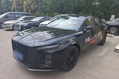 Hongqi H5 · 2025 год