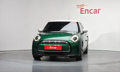 MINI Cooper 2022, 69204 км, за 10936.4 USD