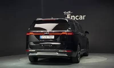 Kia Canival 2023, 93966 км, за 14651.29 USD