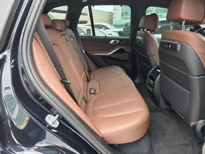 BMW X5 2025, 10996 км, за 78884.44 USD - фото 11