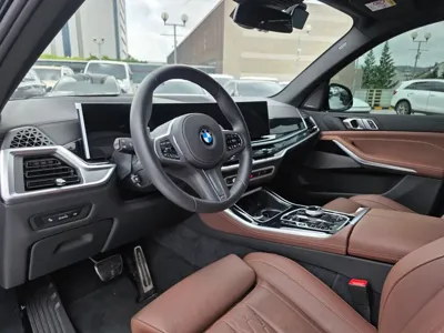BMW X5 2025, 10996 км, за 78884.44 USD - фото 12