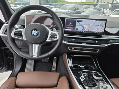 BMW X5 2025, 10996 км, за 78884.44 USD - фото 13