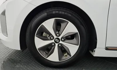 Hyundai Ioniq 2018, 109739 км, за 8131.68 USD