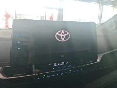 Toyota Sienna 2022, 93800 км, за 31488.5 USD - фото 13