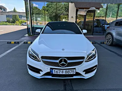 Mercedes-Benz C-Class 2017, 104237 км, за 12406.46 USD