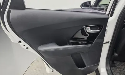 Kia Niro 2020, 68595 км, за 12603.39 USD - фото 25