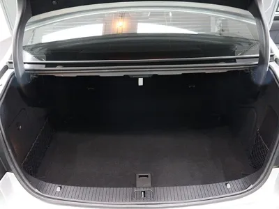 Mercedes-Benz E-Class 2013, 42306 км, за 8861.76 USD