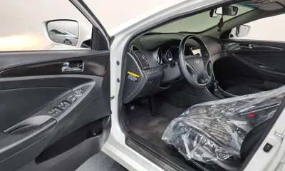 Hyundai Sonata 2012, 95988 км, за 3835.4 USD - фото 10