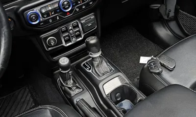 Jeep Wrangler 2021, 65622 км, за 27152.3 USD - фото 9