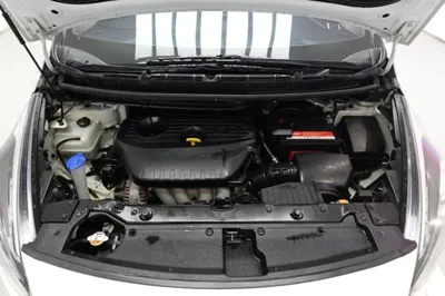 Kia Carens 2015, 140078 км, за 3818.03 USD - фото 6