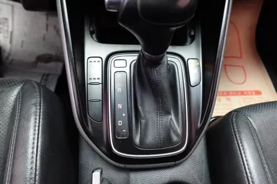 Kia Carens 2015, 140078 км, за 3818.03 USD - фото 9