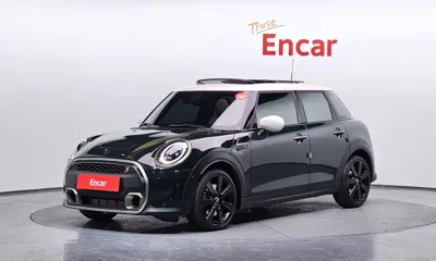 MINI Cooper · 2023 год