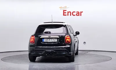 MINI Cooper 2023, 24891 км, за 16650.15 USD