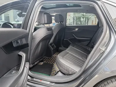 Audi A4L 2021, 117000 км, за 17460.46 USD - фото 6