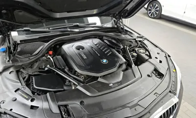 BMW 7-Series 2018, 130698 км, за 21530.79 USD - фото 6