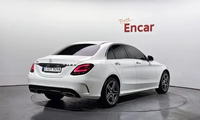 Mercedes-Benz C-Class 2021, 46847 км, за 18201.9 USD