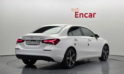 Mercedes-Benz A-Class 2020, 51999 км, за 14205.48 USD