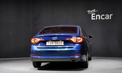 Hyundai Sonata 2015, 111548 км, за 2947.35 USD