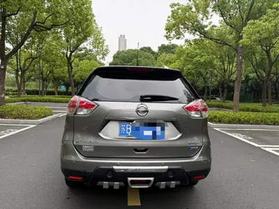 Nissan X-Trail 2014, 100000 км, за 4810.28 USD