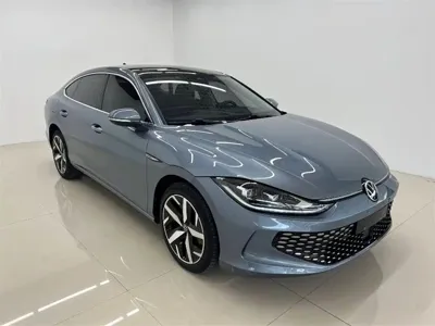 Volkswagen Lamando 2023, 41000 км, за 17480.53 USD