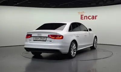 Audi A4 2015, 163250 км, за 3633.88 USD
