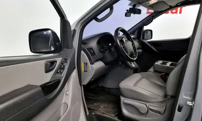 Hyundai Starex 2016, 27877 км, за 8977.37 USD - фото 10