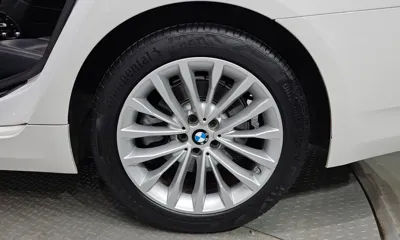 BMW 5-Series 2021, 53588 км, за 22084.7 USD - фото 21
