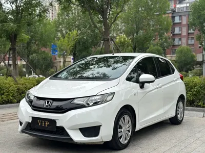 Honda Fit · 2015 год