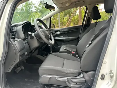 Honda Fit 2015, 90000 км, за 3527.83 USD