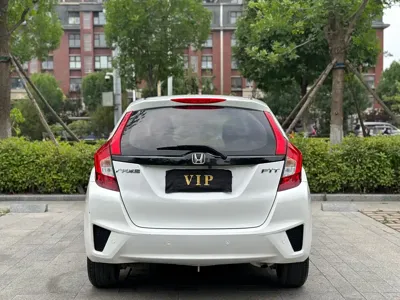 Honda Fit 2015, 90000 км, за 3527.83 USD - фото 8