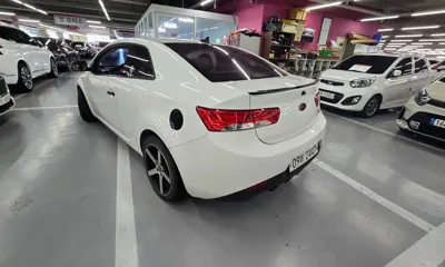 Kia Porte 2011, 229511 км, за 1444.14 USD