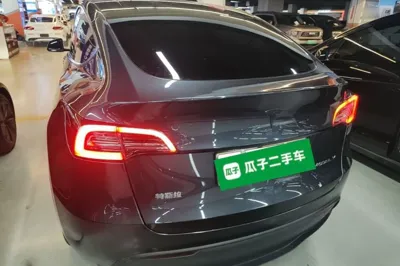Tesla Model Y 2024, 88600 км, за 27959 USD