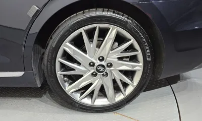 Hyundai Grandeur 2020, 155217 км, за 13218.72 USD - фото 21