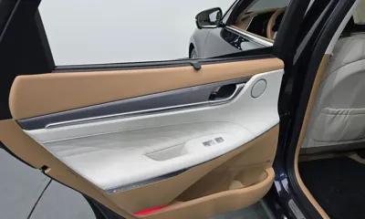 Hyundai Grandeur 2020, 155217 км, за 13218.72 USD - фото 25