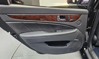 Hyundai Equus 2013, 95609 км, за 6695.7 USD - фото 25