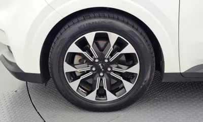 Kia Canival 2023, 22364 км, за 18526.94 USD